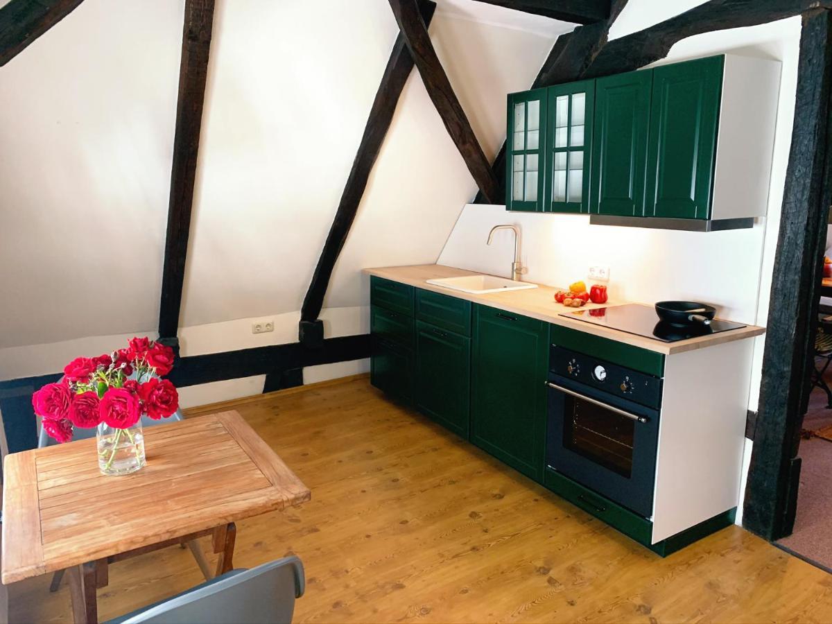 Historische Ferienwohnung Mit Kamin In Lich Екстериор снимка