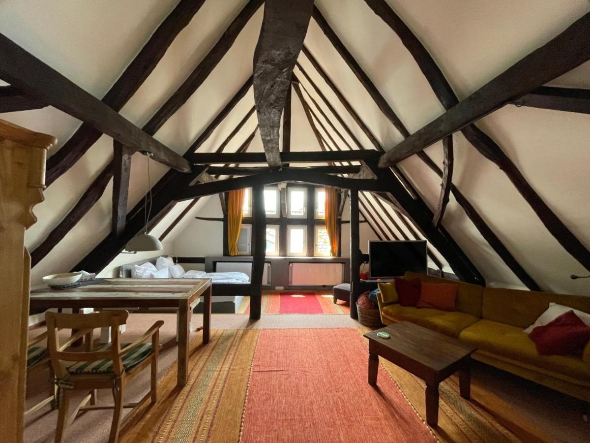 Historische Ferienwohnung Mit Kamin In Lich Екстериор снимка